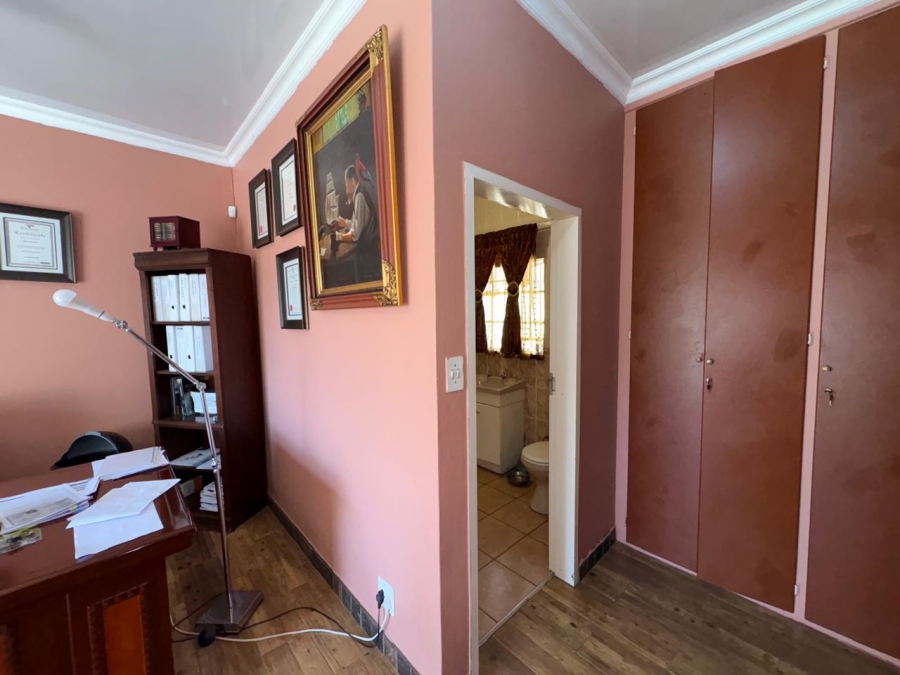 4 Bedroom Property for Sale in Safari Gardens North West